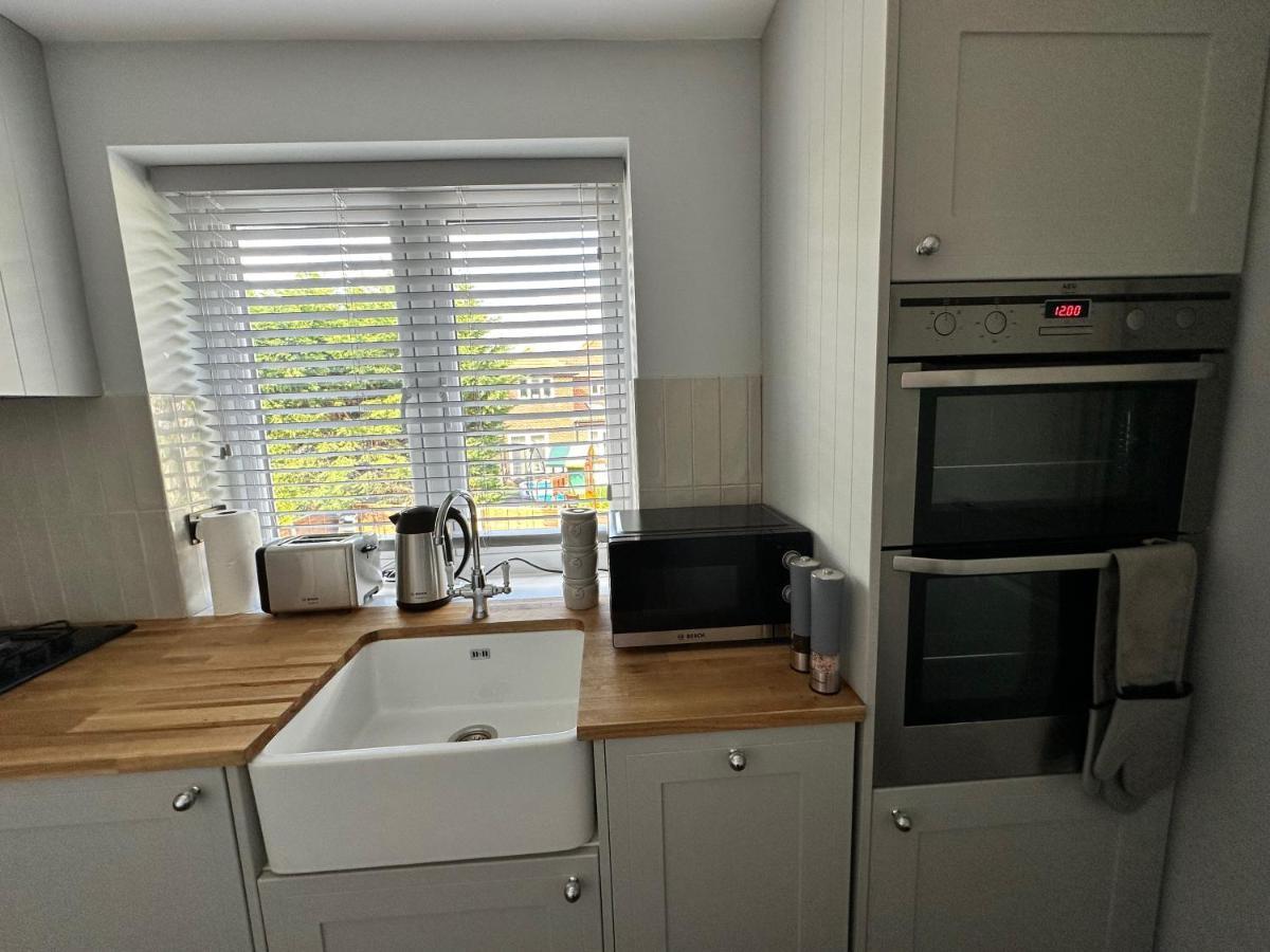 A Luxury 2 Bedroom Apartment Barnet Esterno foto
