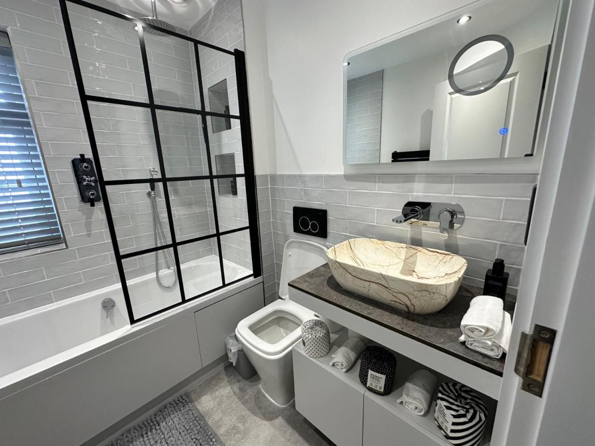 A Luxury 2 Bedroom Apartment Barnet Esterno foto
