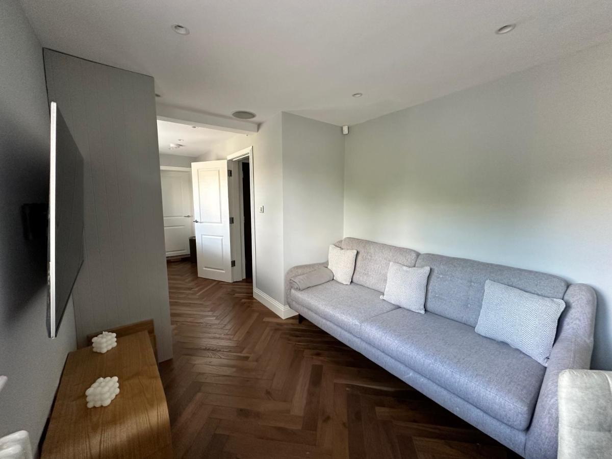 A Luxury 2 Bedroom Apartment Barnet Esterno foto