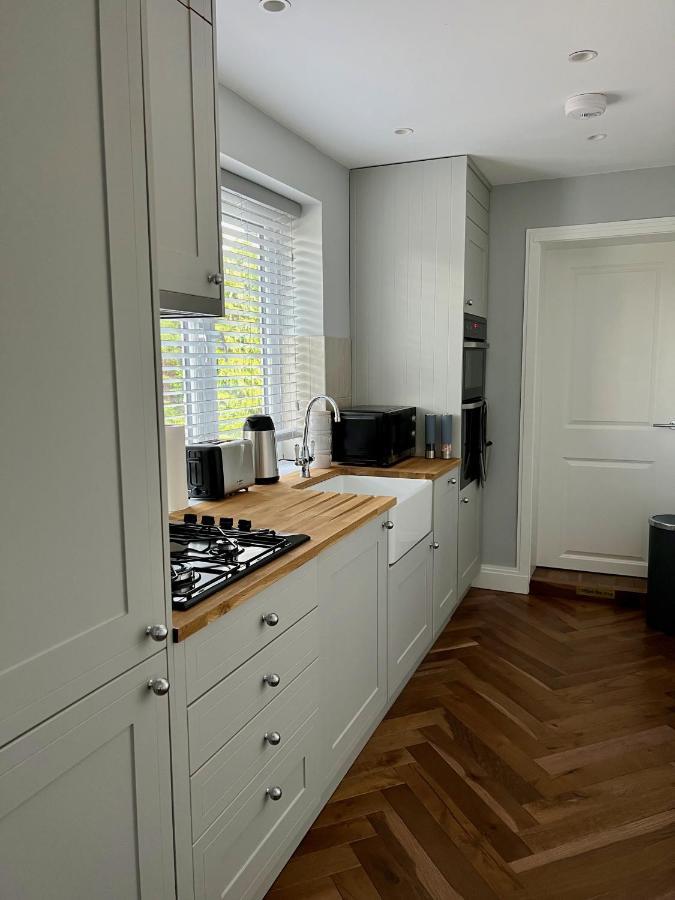 A Luxury 2 Bedroom Apartment Barnet Esterno foto